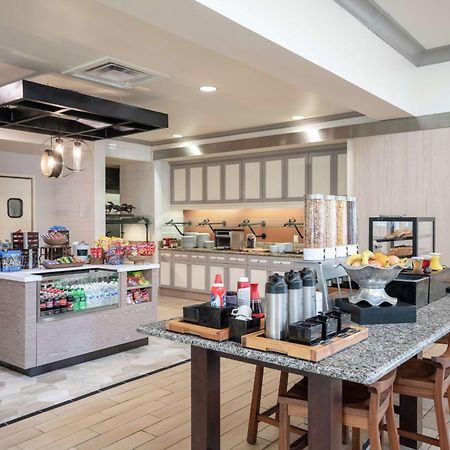 Hilton Garden Inn Louisville East Εξωτερικό φωτογραφία