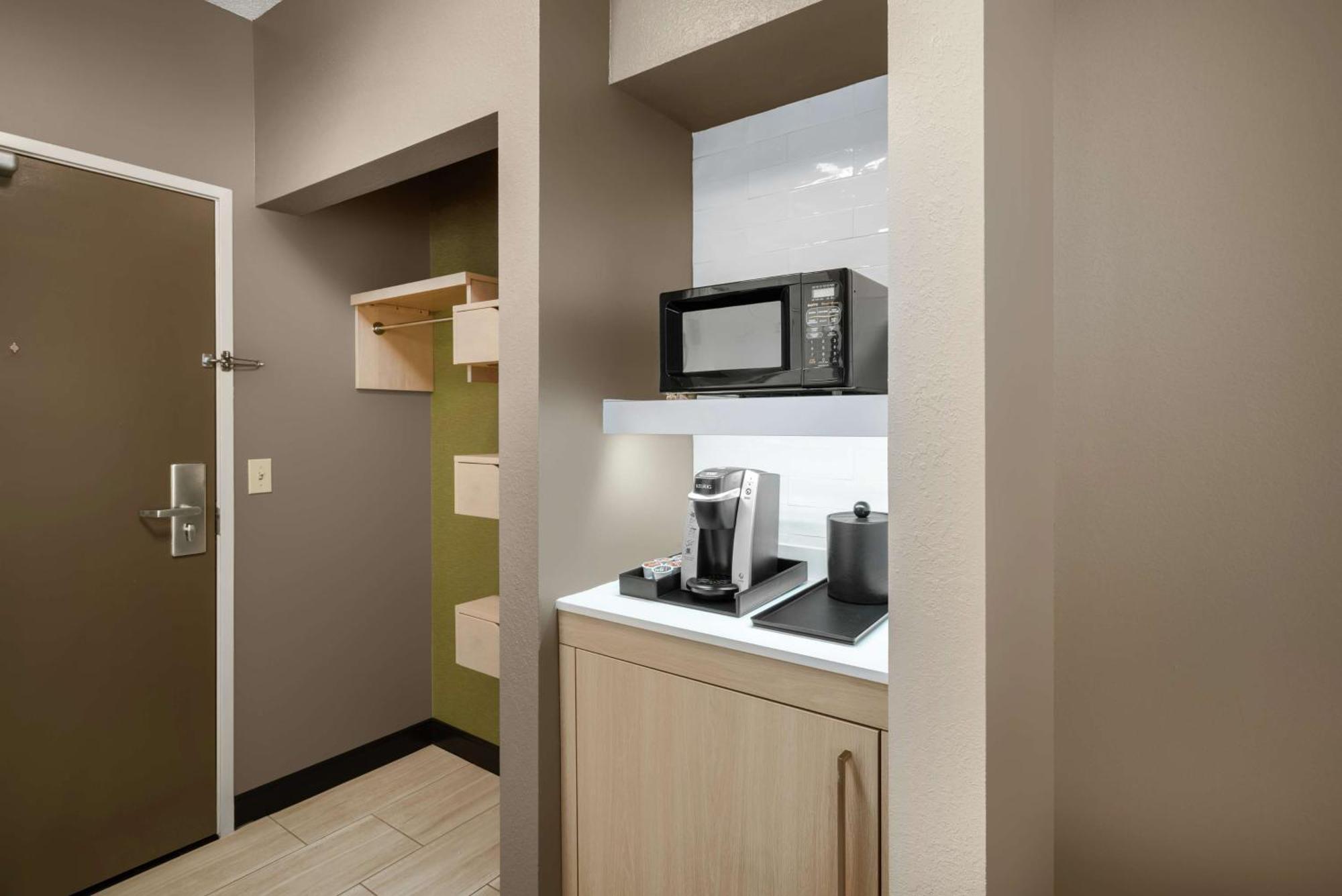 Hilton Garden Inn Louisville East Εξωτερικό φωτογραφία