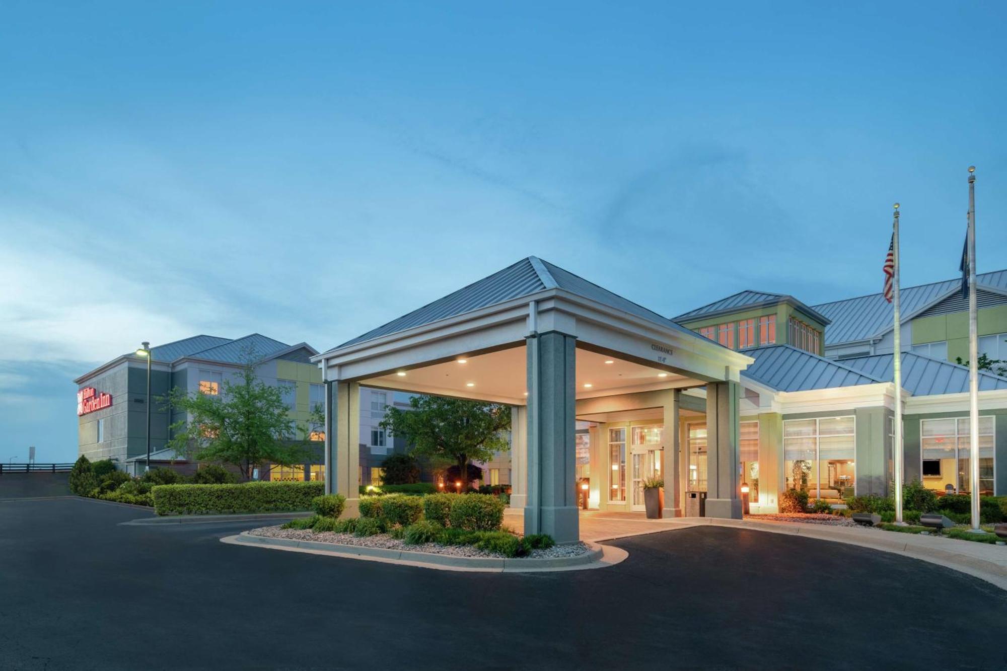 Hilton Garden Inn Louisville East Εξωτερικό φωτογραφία