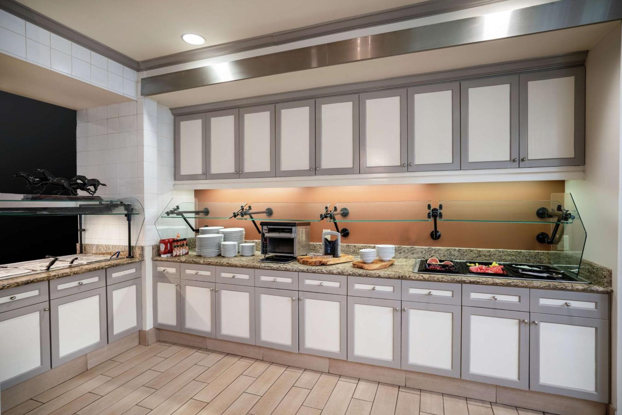 Hilton Garden Inn Louisville East Εξωτερικό φωτογραφία