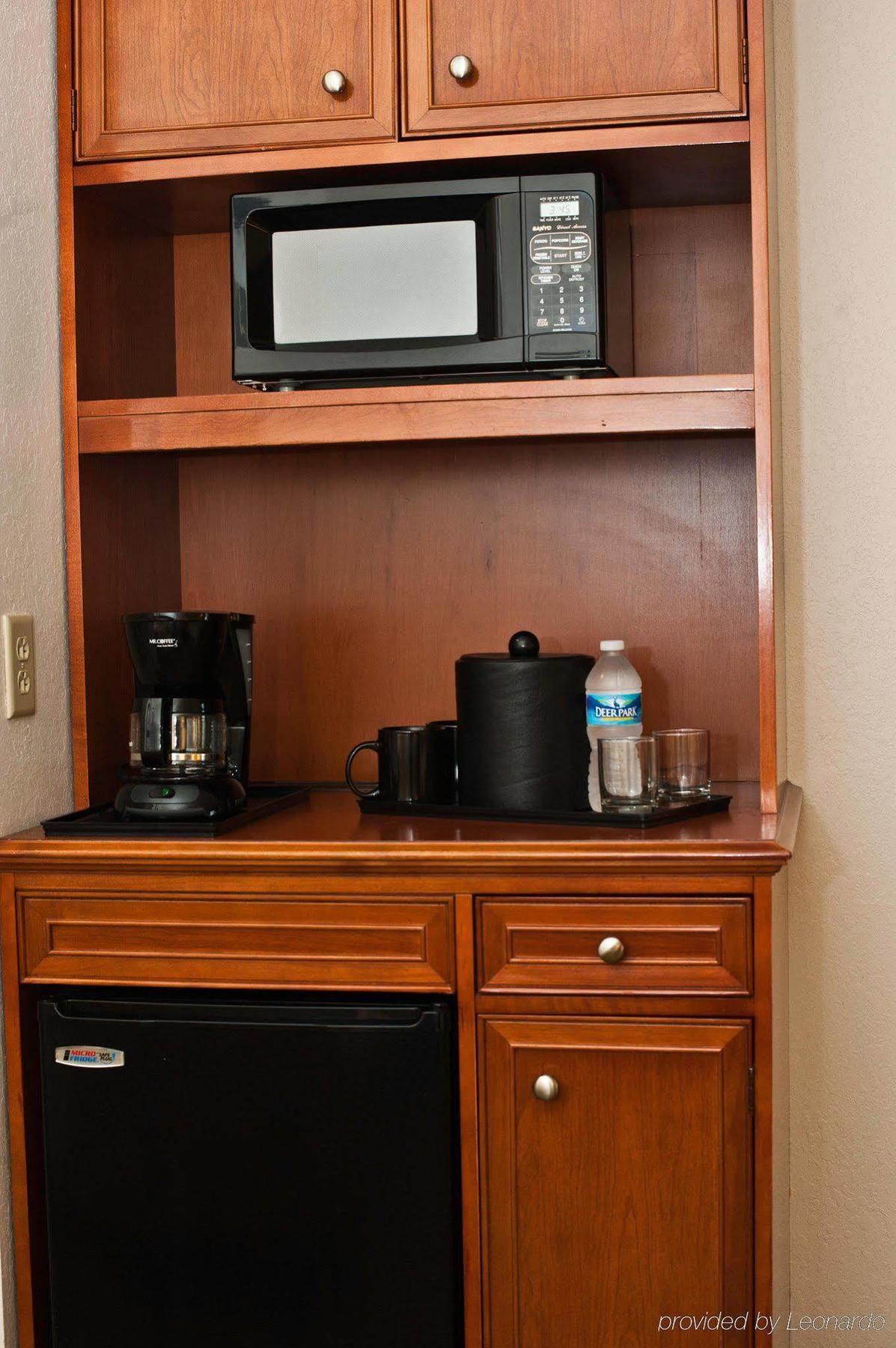 Hilton Garden Inn Louisville East Δωμάτιο φωτογραφία