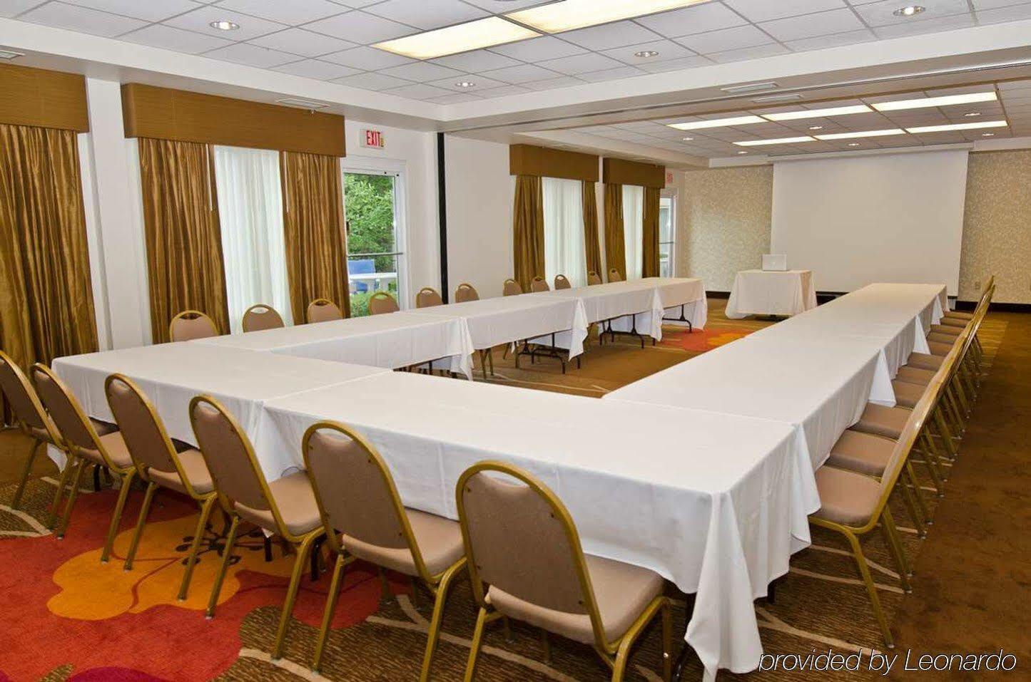 Hilton Garden Inn Louisville East Εξωτερικό φωτογραφία